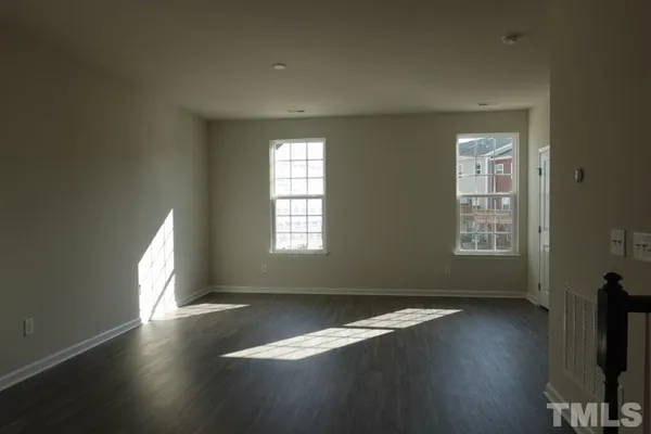 $2,100 | 421 Cross Country Way, Durham, NC 27703