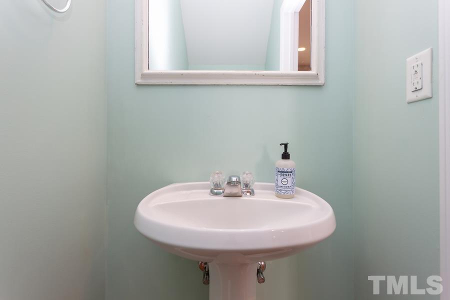 4833 Sir Duncan Way Raleigh, NC 27612 - Photo 18 of 38 Gallery Image 18