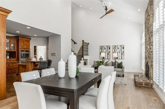 $2,395,000 | 11 Roclare Lane, Town and Country, MO 63131