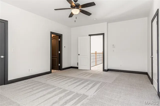 $2,395,000 | 11 Roclare Lane, Town and Country, MO 63131