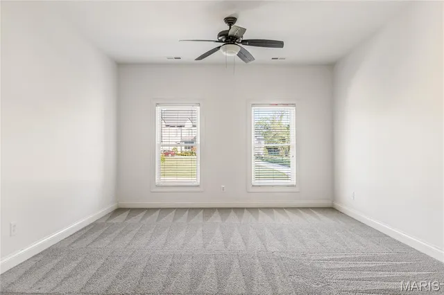 $2,395,000 | 11 Roclare Lane, Town and Country, MO 63131