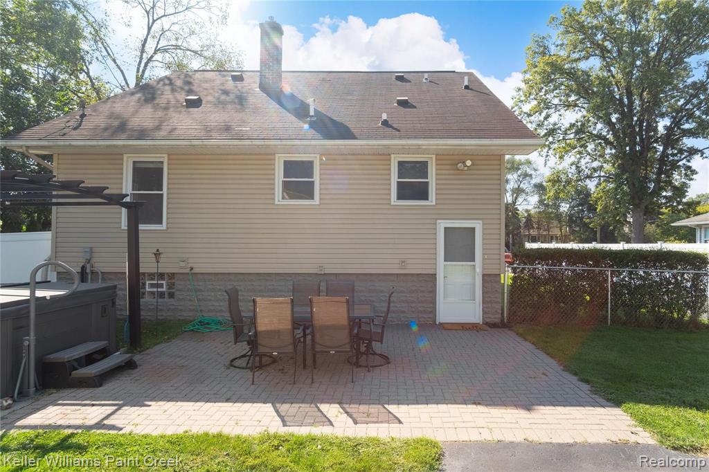 1598 West Auburn Road Rochester Hills, MI 48309 - Photo 5 of 51