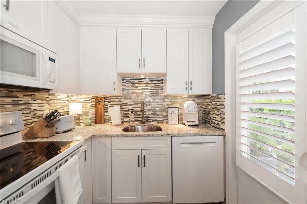291A 8th Avenue South, Unit 291A Naples, FL 34102 - Photo 14 of 25
