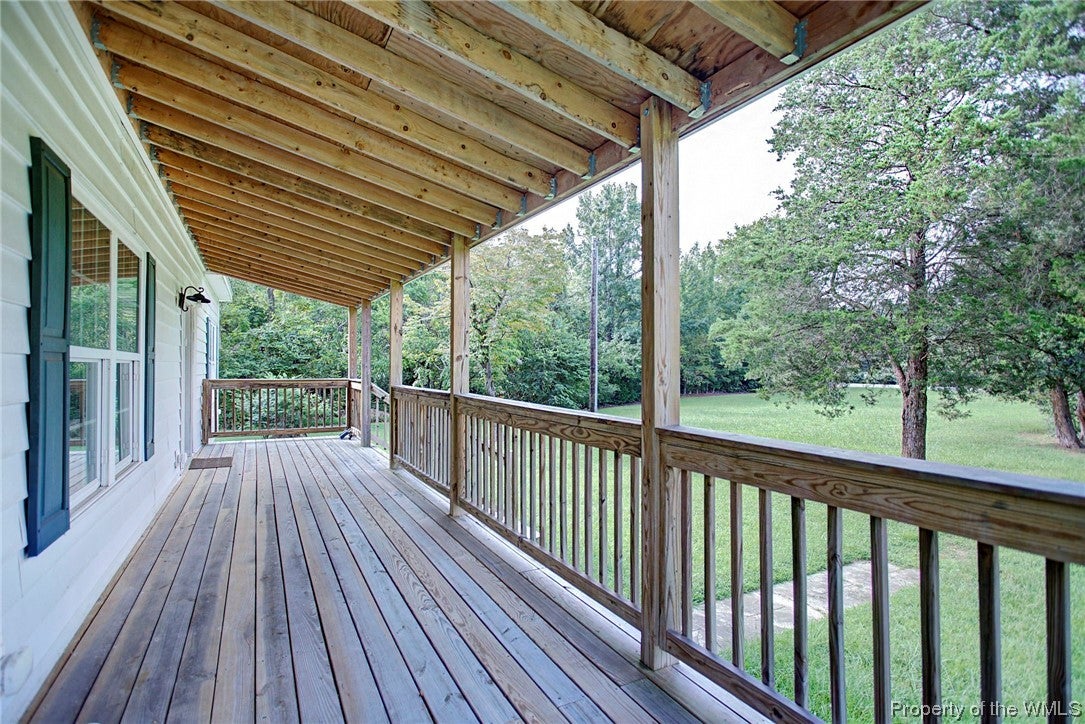 348 Urbanna Road Saluda, VA 23149 - Photo 16 of 39 Gallery Image 16