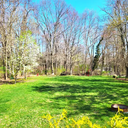 $879,900 | 8605 East, Lakeside, MI 49128