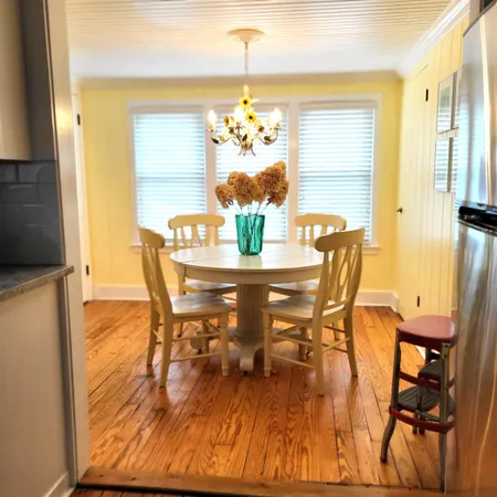 $879,900 | 8605 East, Lakeside, MI 49128
