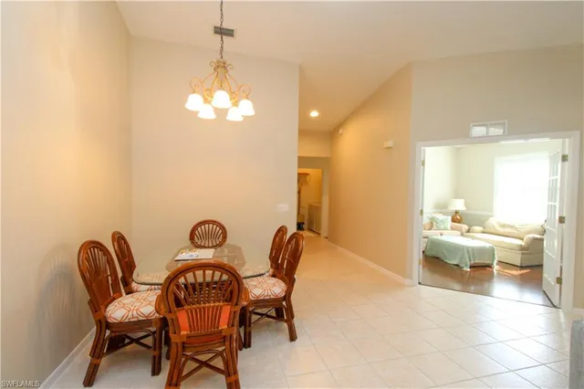 $3,000 | 3435 Laurelgreens Lane South, Unit 201, Naples, FL 34119