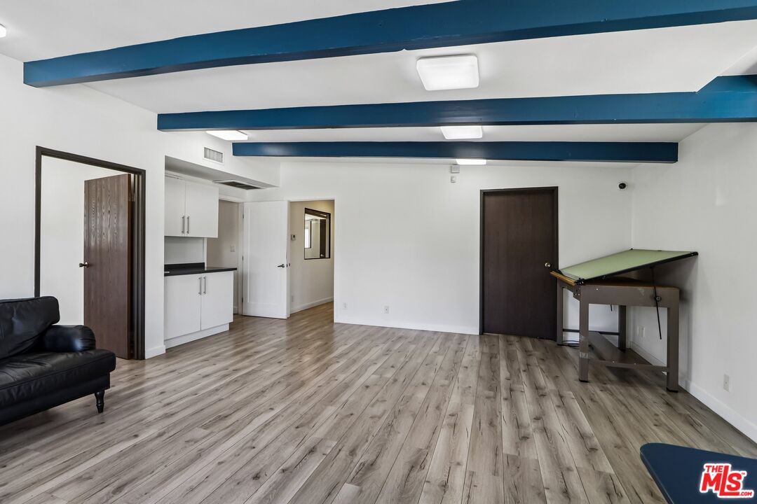 11100 Sheldon Street Sun Valley, CA 91352 - Photo 4 of 35