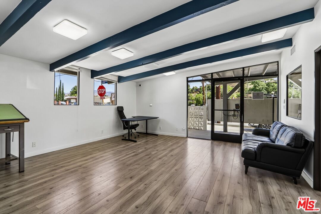11100 Sheldon Street Sun Valley, CA 91352 - Photo 5 of 35