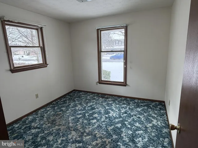 $299,000 | 44 Kingston Drive, Palmyra, PA 17078