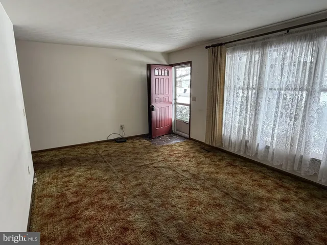 $299,000 | 44 Kingston Drive, Palmyra, PA 17078