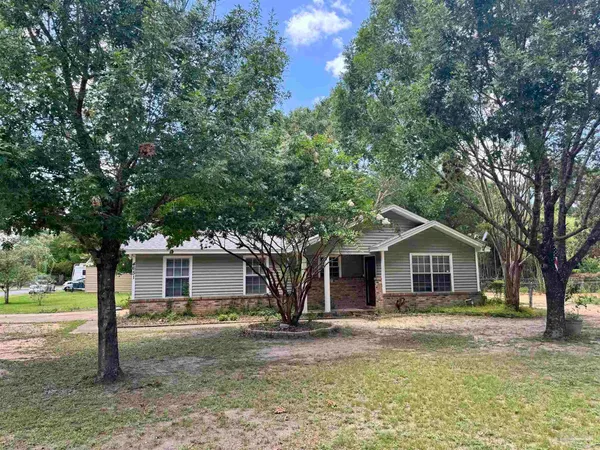 $1,700 | 4651 West Bushnell Road, Milton, FL 32583