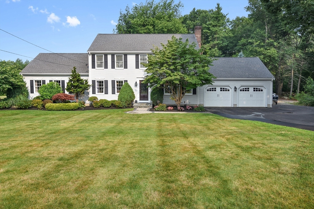 82 Bellingham Road Blackstone, MA 01504 - Photo 1 of 39