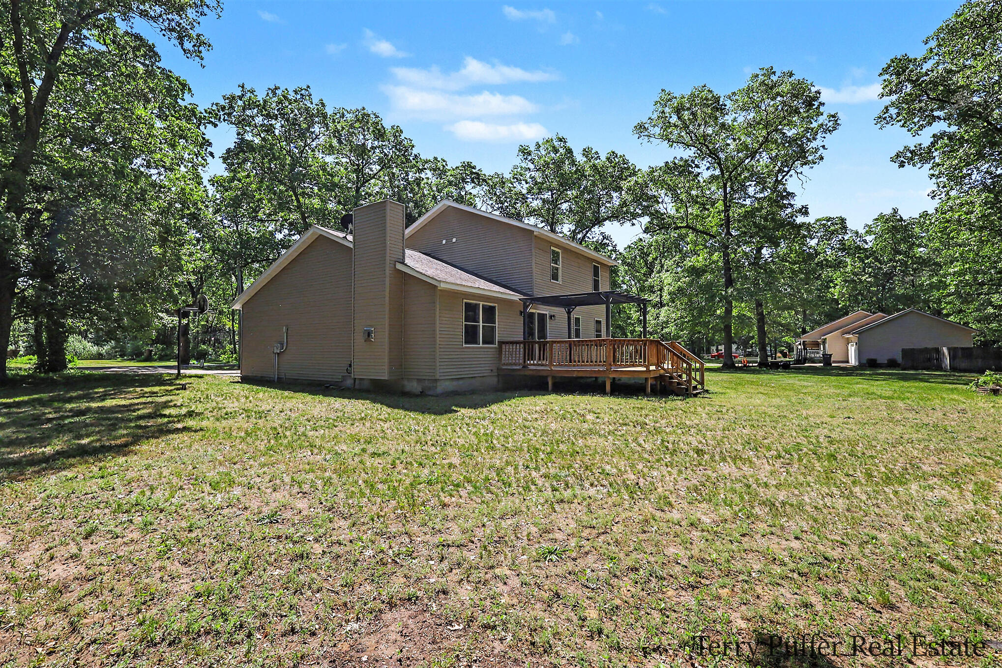 351 North Hilton Park Road Muskegon, MI 49442 - Photo 31 of 35 IMG_1733