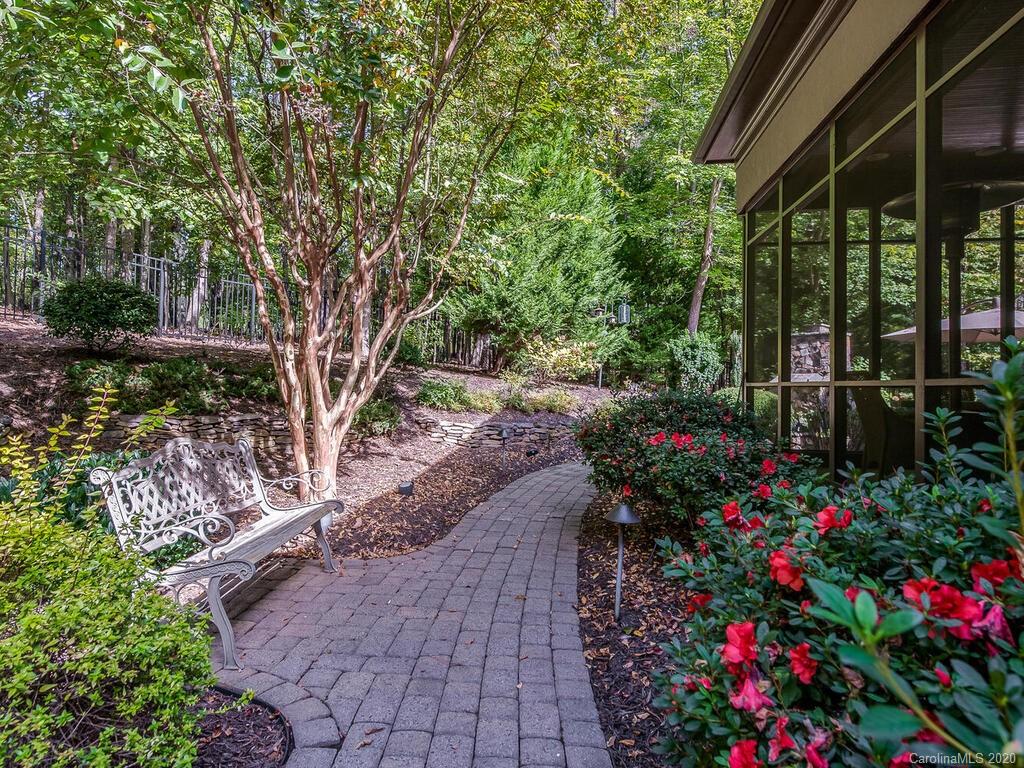 13726 Claysparrow Road Charlotte, NC 28278 - Photo 7 of 13 Gallery Image 7