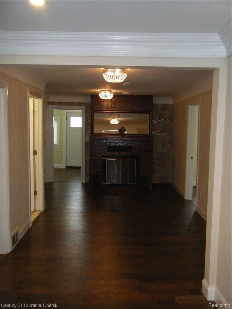 4539 Hannan Road Wayne, MI 48184 - Photo 20 of 31 DSCF8089.JPG