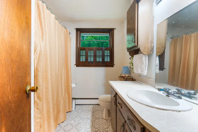 $150,000 | 40 Station Road, Oxford, ME 04270