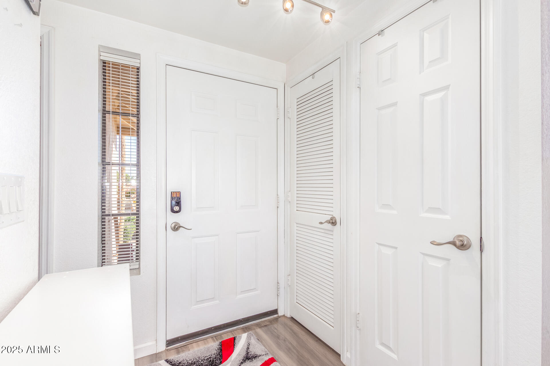 9711 East Mountain View Road, Unit 2524 Scottsdale, AZ 85258 - Photo 8 of 48 a bathroom with a shower