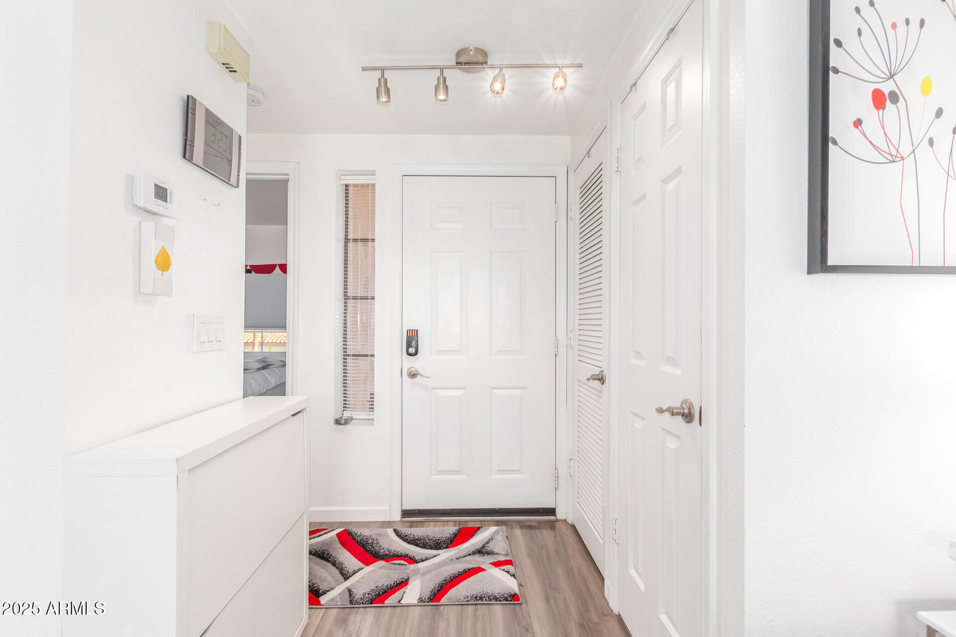 9711 East Mountain View Road, Unit 2524 Scottsdale, AZ 85258 - Photo 9 of 48 a bathroom with a bathtub and shower