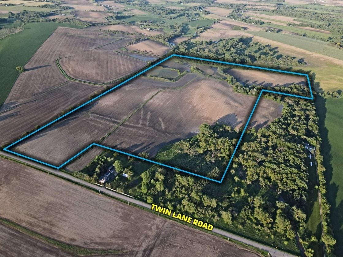 92.93 M/l Acres Twin Lane Sun Prairie, WI 53590 - Photo 2 of 22