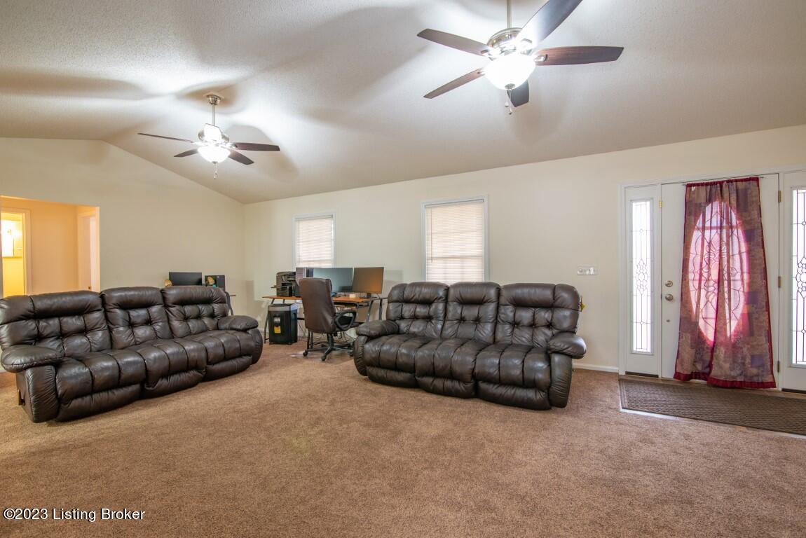 830 Rogersville Road Radcliff, KY 40160 - Photo 12 of 67 Rogersville Rd-11