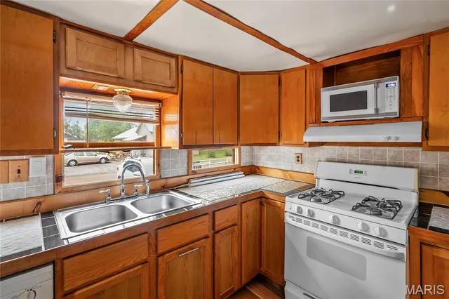 $65,000 | 311 South Haw Street, Oran, MO 63771