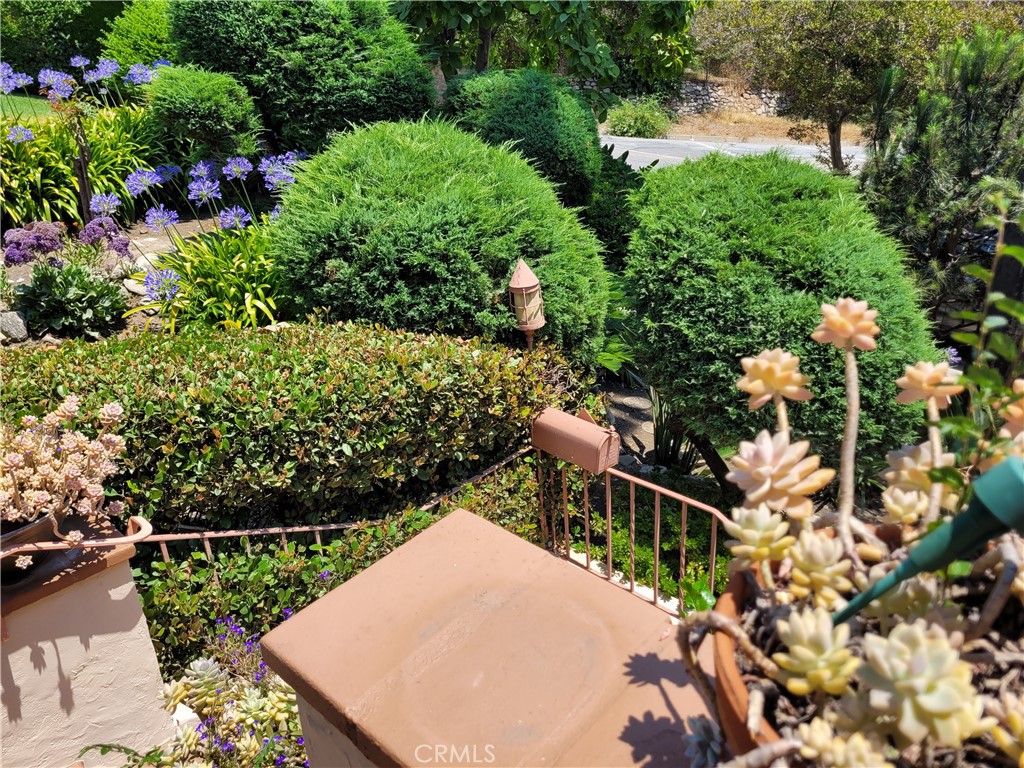 655 Westgate Street Pasadena, CA 91103 - Photo 16 of 20 an aerial view of house with yard