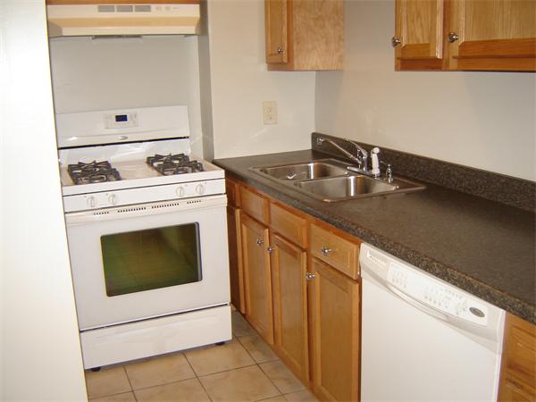1391-1393 Worcester Street Springfield, MA 01151 - Photo 3 of 8 Gallery Image 3