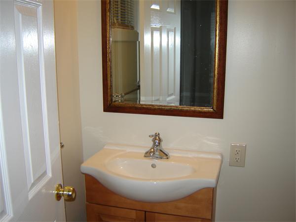1391-1393 Worcester Street Springfield, MA 01151 - Photo 7 of 8 Gallery Image 7