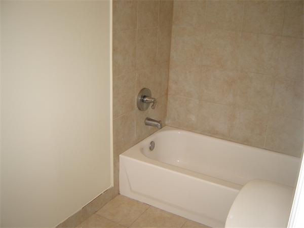 1391-1393 Worcester Street Springfield, MA 01151 - Photo 8 of 8 Gallery Image 8