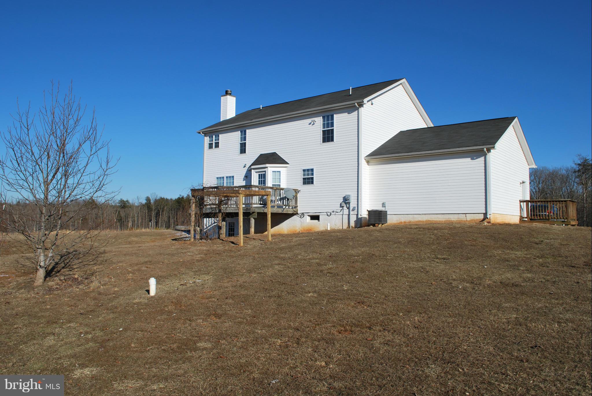 23062 Independence Road Unionville, VA 22567 - Photo 22 of 28 Exterior (Rear)
