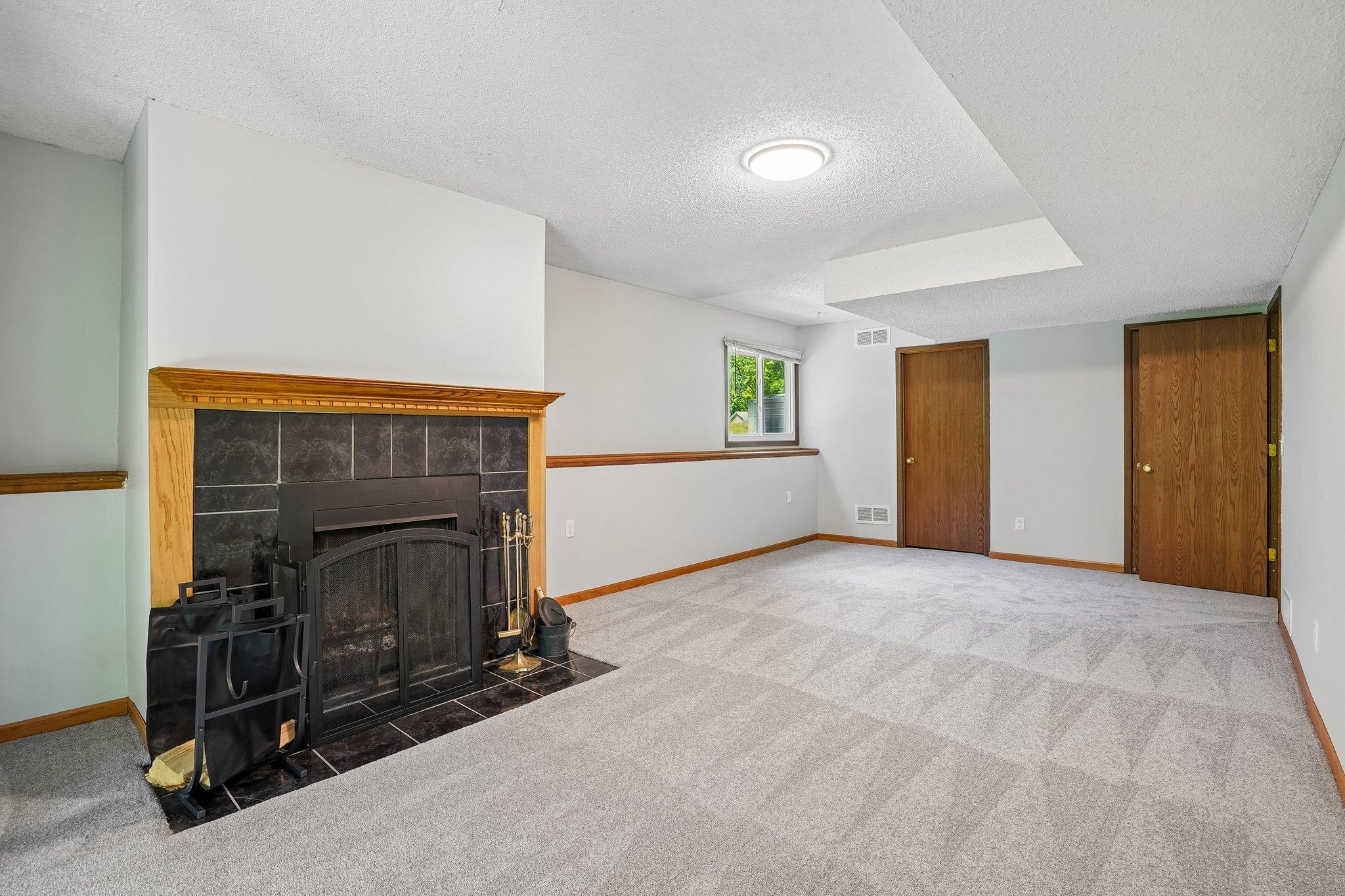 15229 Buchanan Court Eden Prairie, MN 55344 - Photo 23 of 31