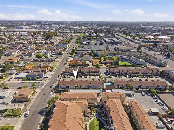 $799,999 | 7113 Brentwood Lane, Westminster, CA 92683