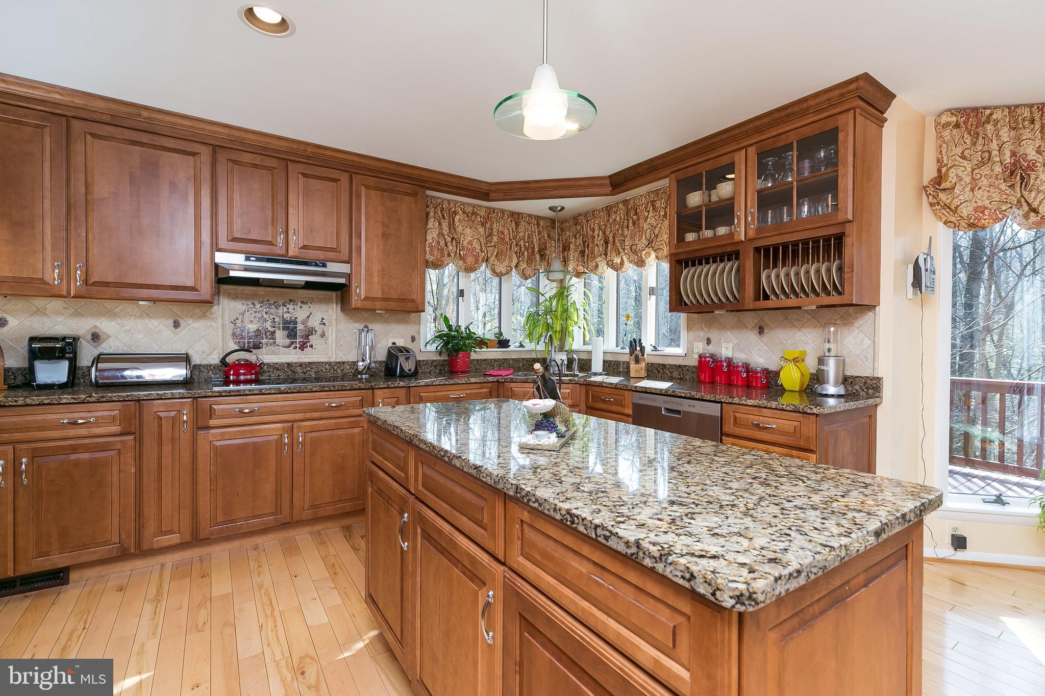 11 Ridgecliff Court Kingsville, MD 21087 - Photo 8 of 27 Gallery Image 8