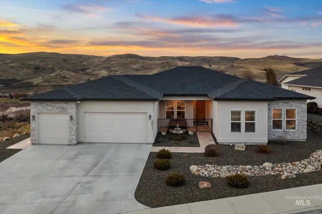 $1,175,000 | 19011 North Eaglestone Place, Boise, ID 83714