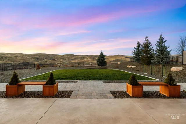 $1,175,000 | 19011 North Eaglestone Place, Boise, ID 83714