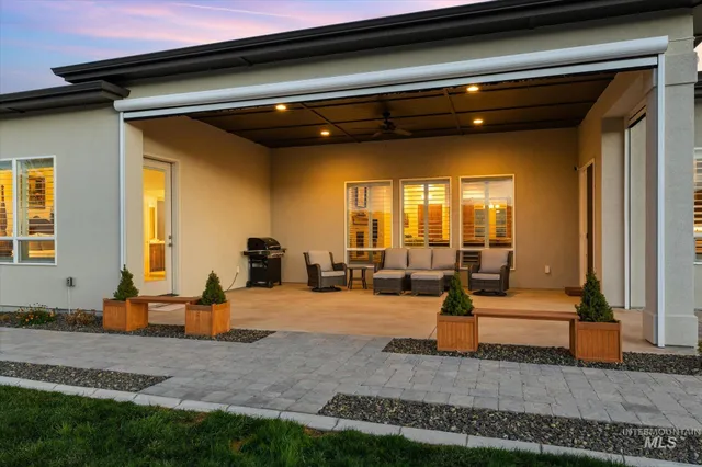 $1,175,000 | 19011 North Eaglestone Place, Boise, ID 83714