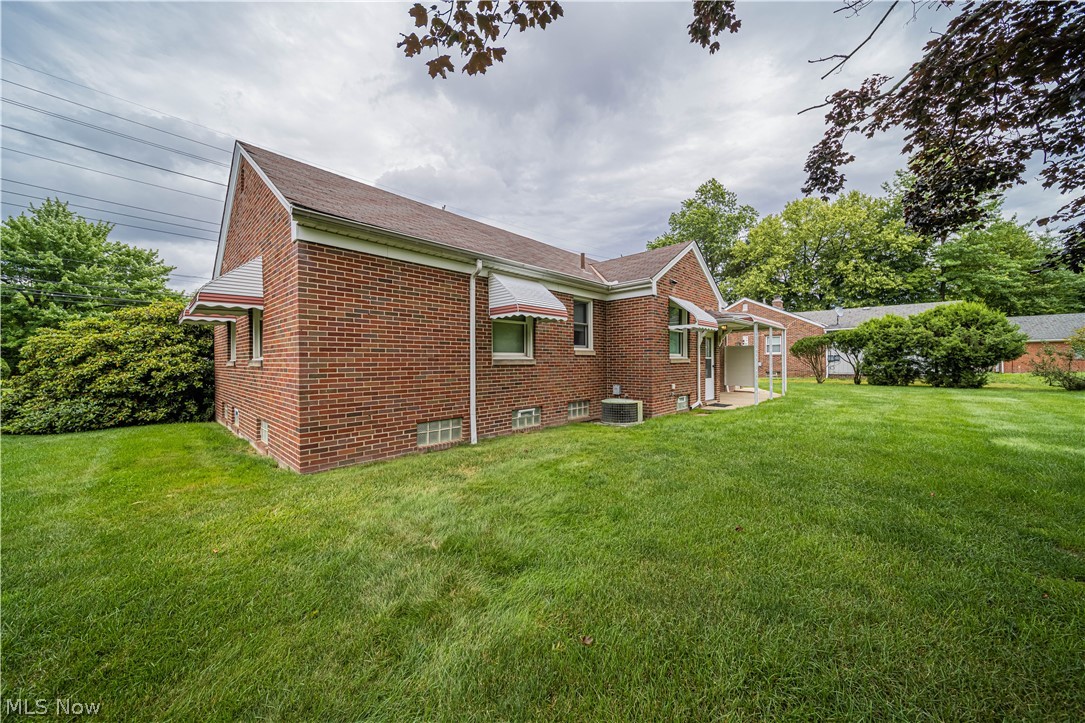 25832 Highland Road Cleveland, OH 44143 - Photo 24 of 27