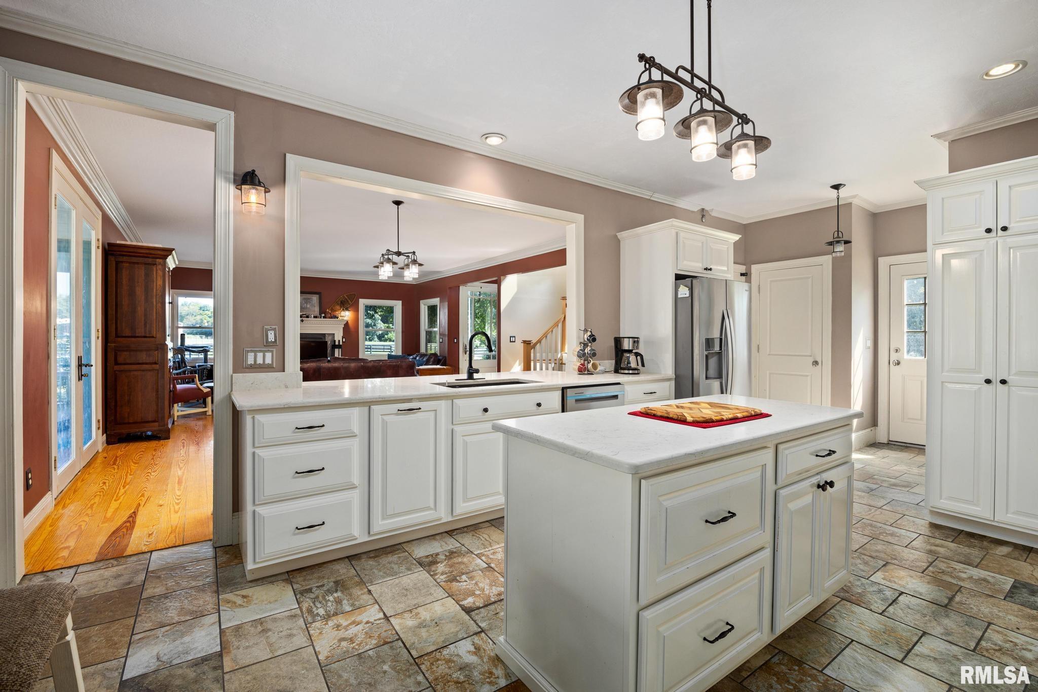 6640 North Kramm Road Brimfield, IL 61517 - Photo 7 of 37 Gallery Image 7