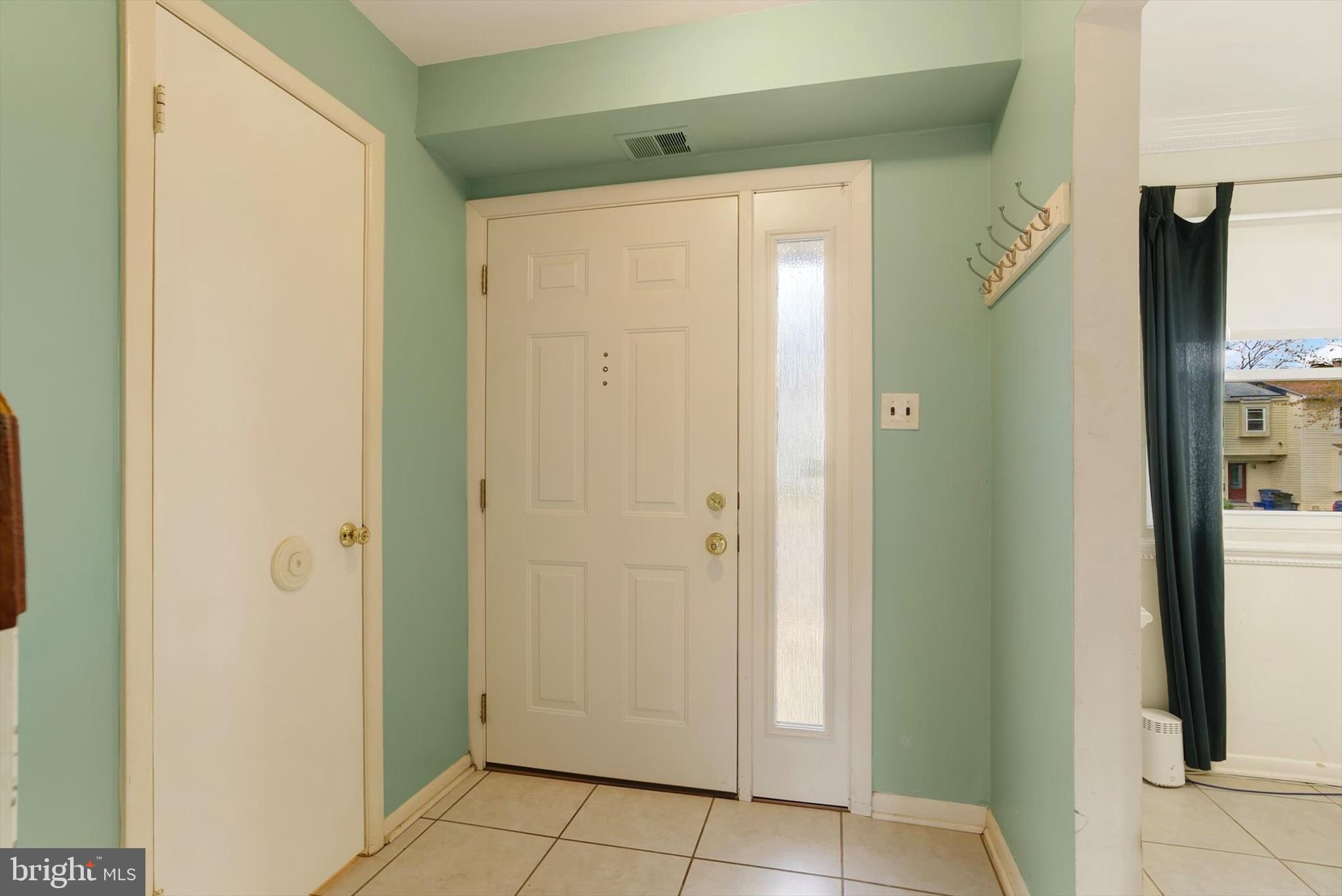 17413 Hoskinson Road Poolesville, MD 20837 - Photo 12 of 28