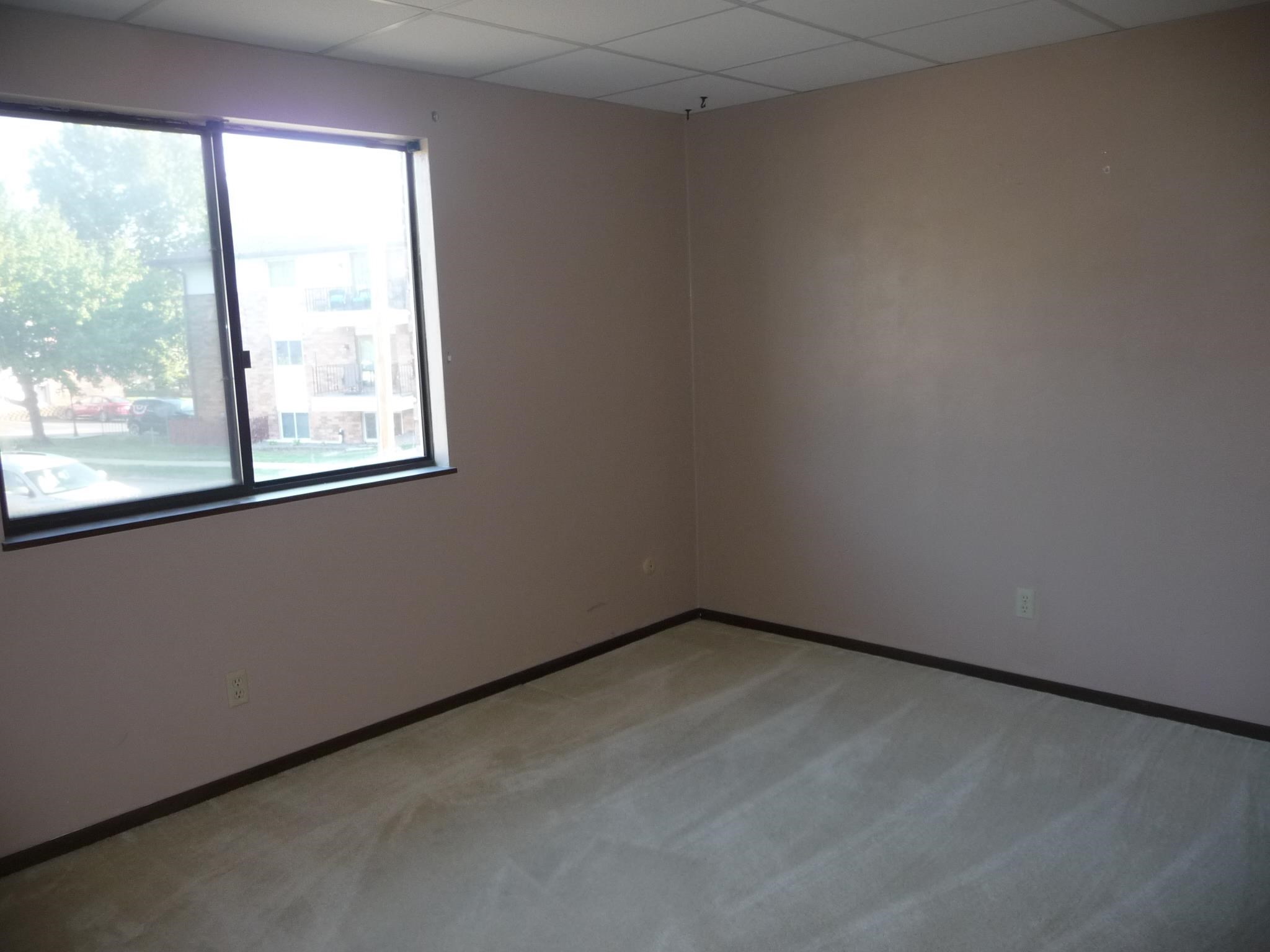3069 4th Street, Unit 7 Moline, IL 61265 - Photo 8 of 9 Gallery Image 8