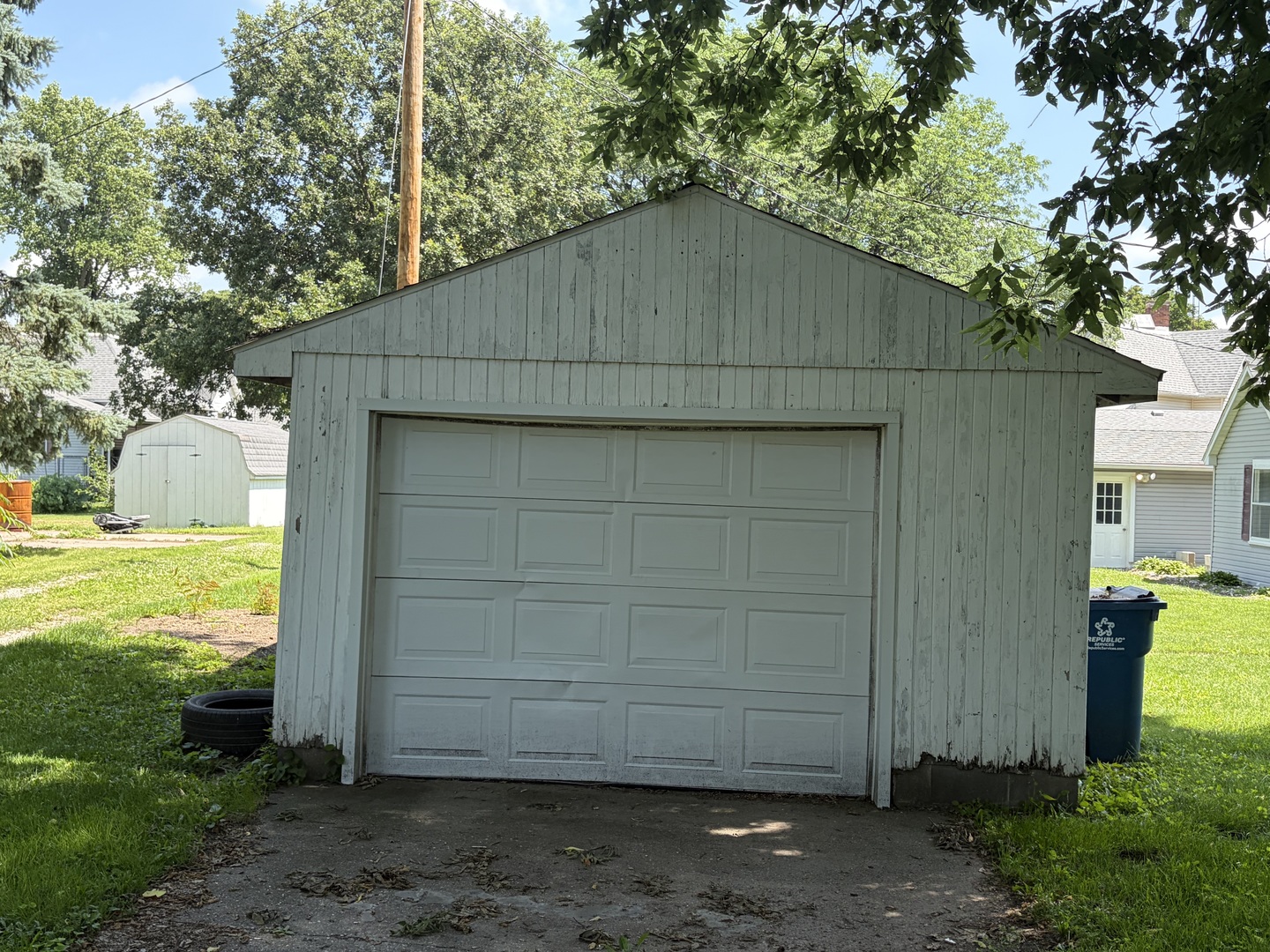 206 Southwest 6th Street Atlanta, IL 61723 - Photo 5 of 17