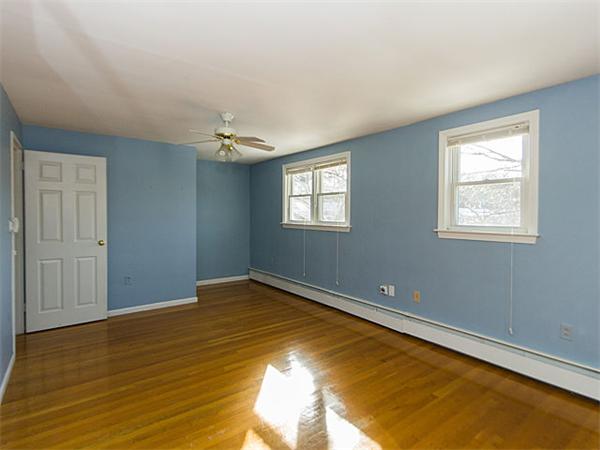 22 Charles Road, Unit 22 Winchester, MA 01890 - Photo 12 of 15 Gallery Image 12