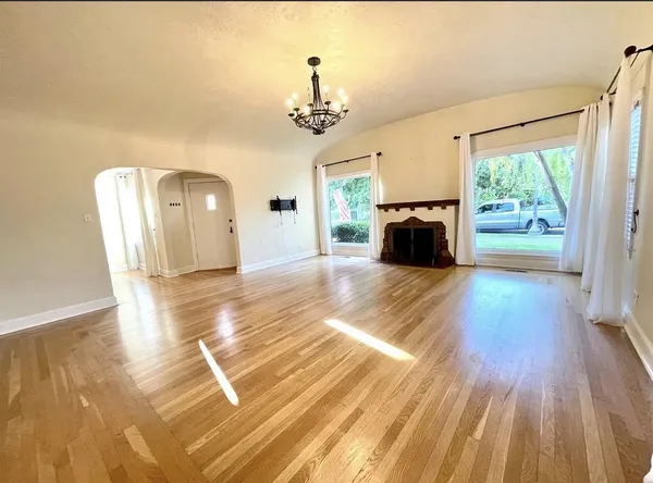 $5,995 | 1127 Clark Way, San Jose, CA 95125