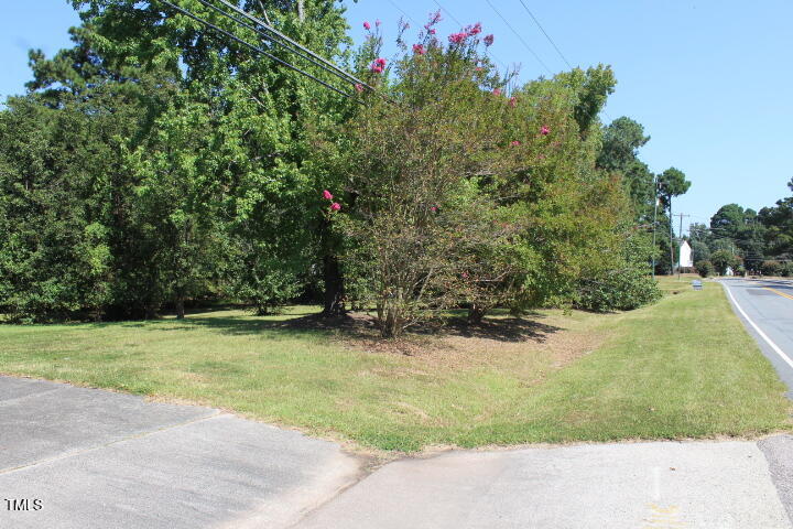 5700 Barbee Road Durham, NC 27713 - Photo 11 of 14 Right of lot and Barbee Rd