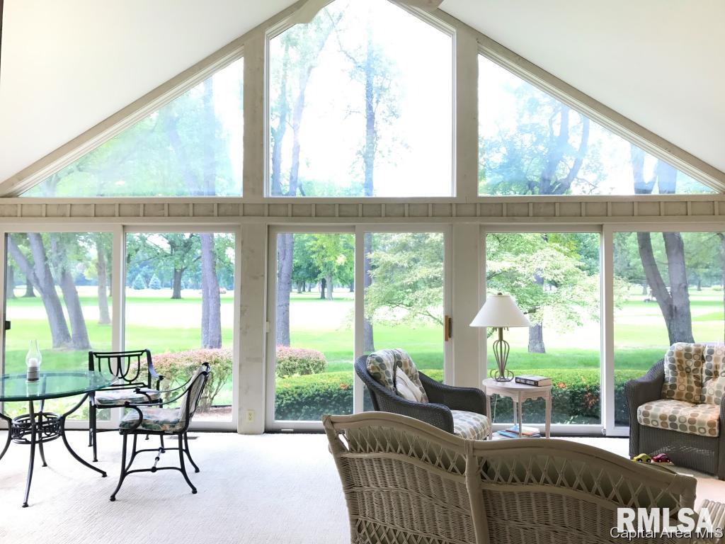 2108 Augusta Drive Springfield, IL 62704 - Photo 13 of 34