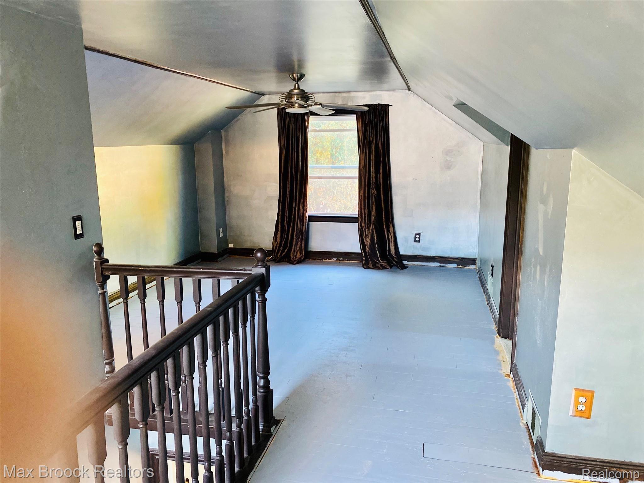 1272 Villa Road Birmingham, MI 48009 - Photo 12 of 26 Master Bedroom Upper