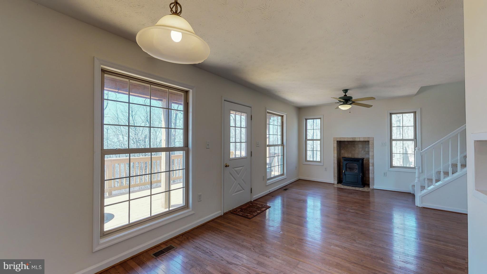 91 Mountain Top Road Front Royal, VA 22630 - Photo 10 of 35 View to living room