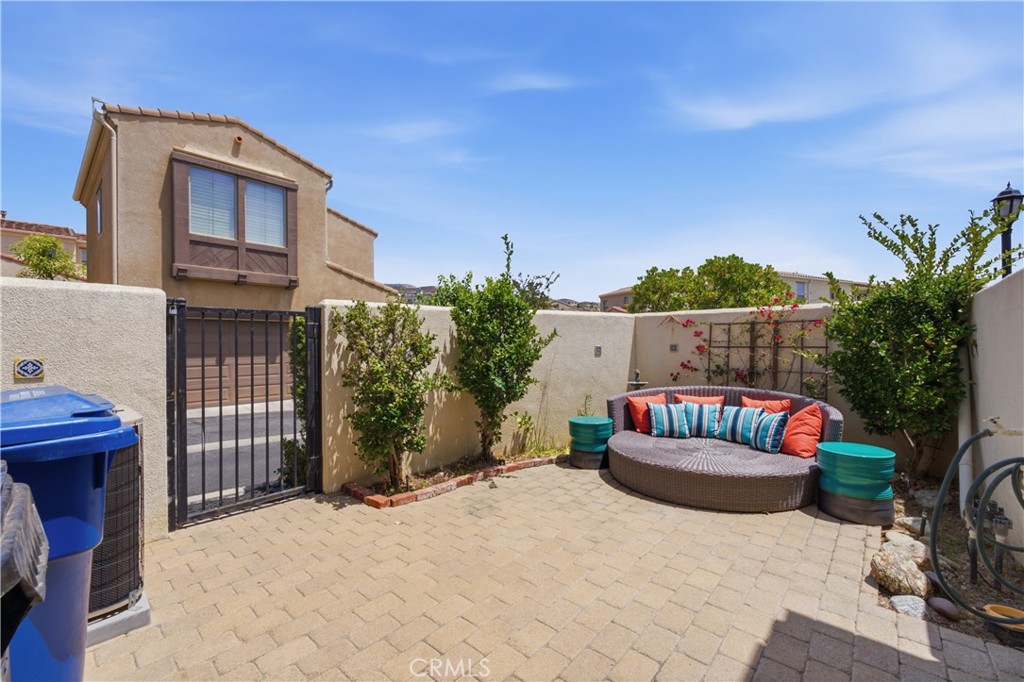 11501 Cararra Lane Porter Ranch, CA 91326 - Photo 28 of 37