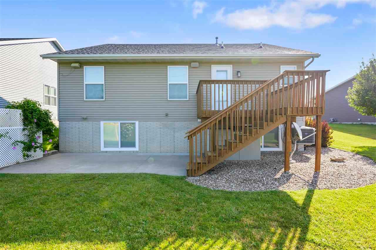 6103 Ridgewood Meadows Lane Northeast Cedar Rapids, IA 52411 - Photo 32 of 33 Gallery Image 32